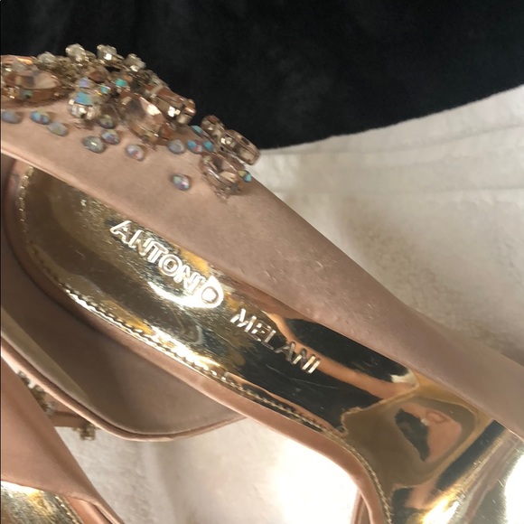 Antonio Melani pink heels - Picture 2 of 4